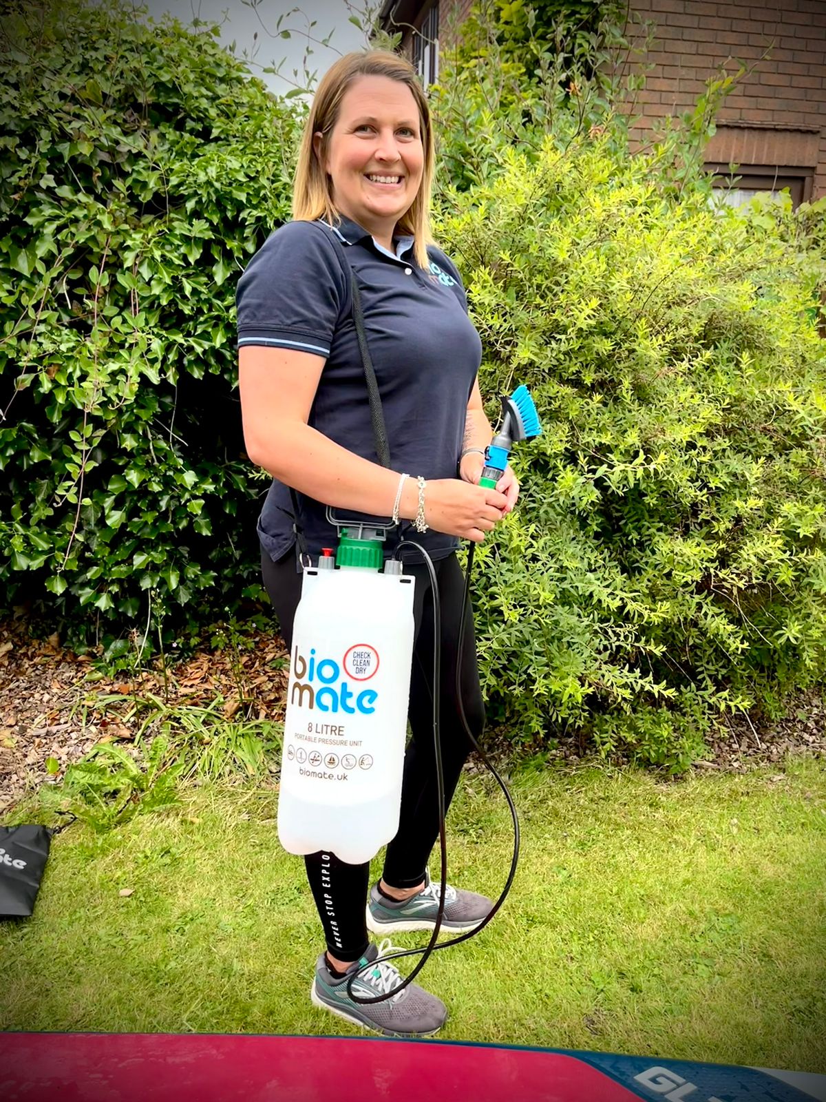 The Bio Mate 8 litre portable pressure unit (only). Also compatible with all Mud Mate products.